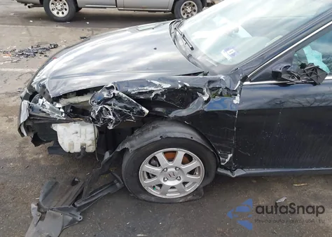 2002 Honda Accord 2.3 Se from USA, damaged, VIN 1HGCG32212A032348